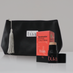 Kit Iluminador pra viagem – Iluminador e Necessaire